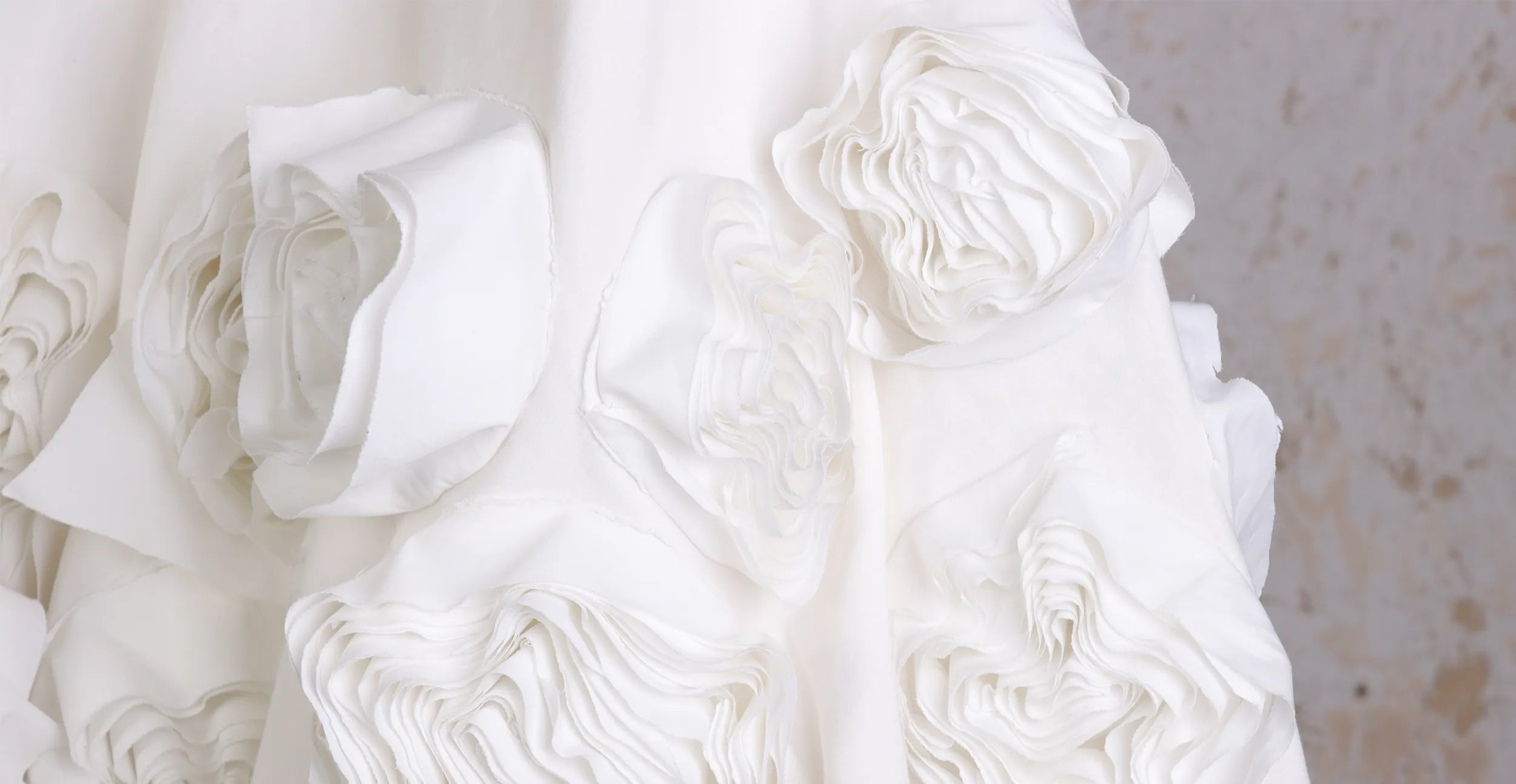 Detalle de rosas falda Cabrales.